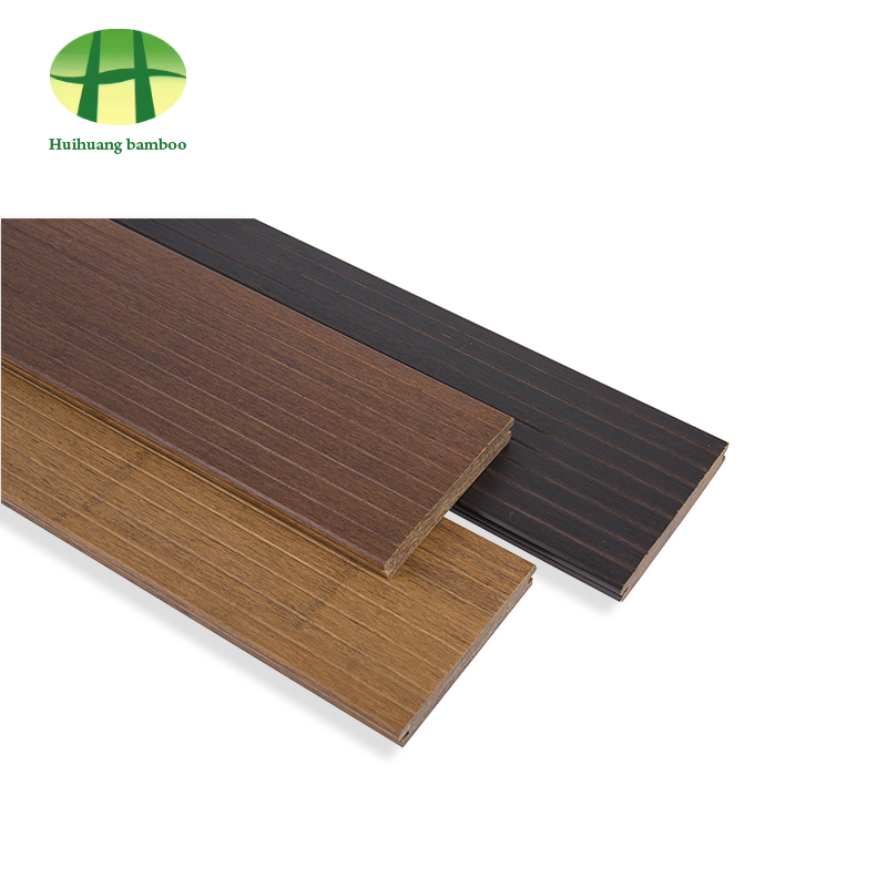 Podłoga bambusowa z małymi rowkami